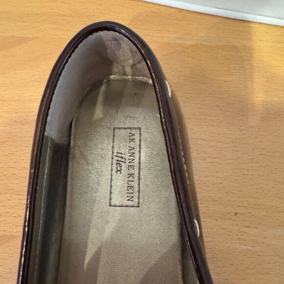 AK Anne Klein iFlex Patent Leather Loafer - 8.5 - Picture 5 of 6